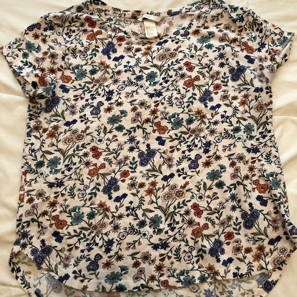 Short sleeve tee